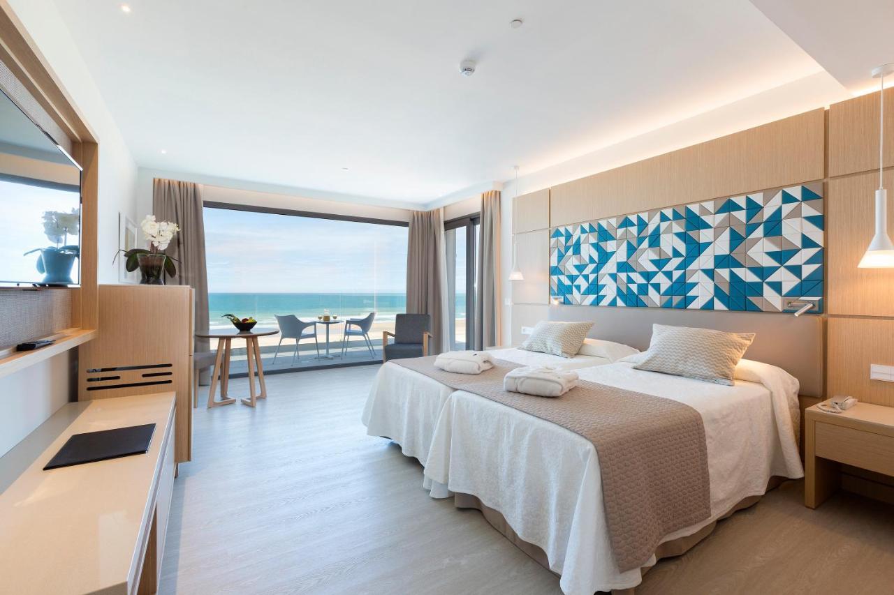 Hipotels Barrosa Park (Adults Only) Chiclana de la Frontera Exterior photo