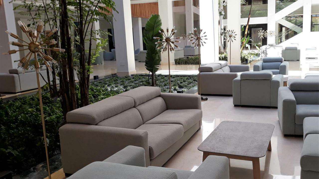 Hipotels Barrosa Park (Adults Only) Chiclana de la Frontera Exterior photo